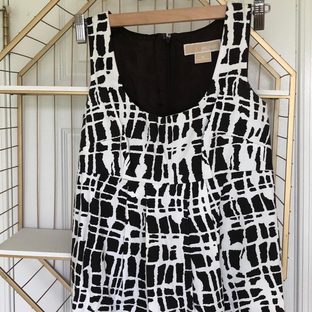 MICHAEL KORS brown/white pocket dress